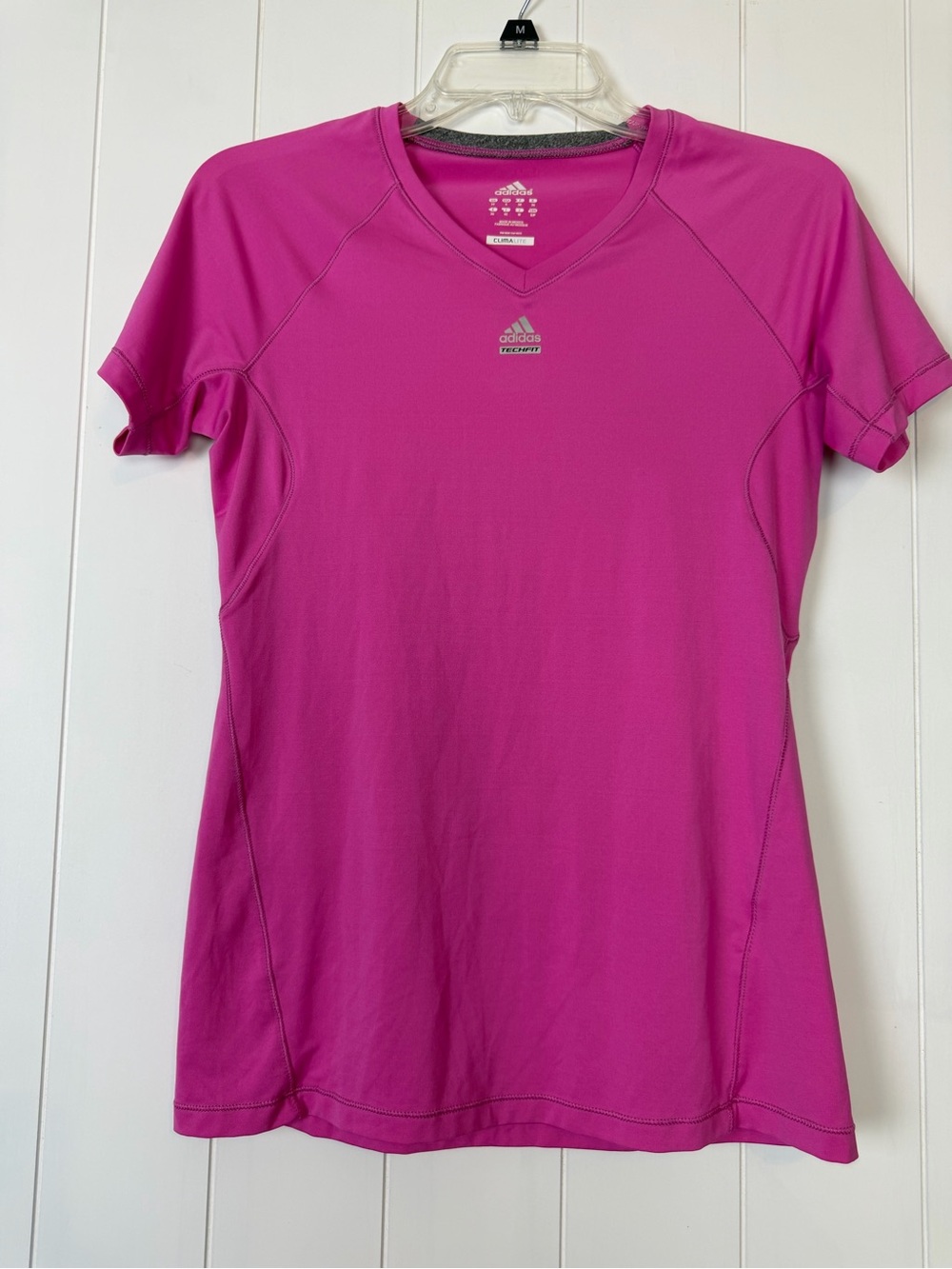 Adidas Supernova Women's Size Small Magenta Short Sleeve Crew Neck Running Tee